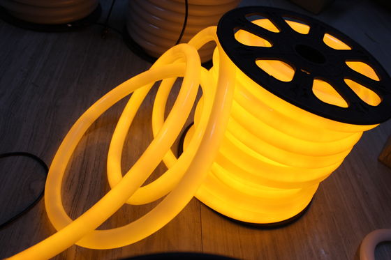 luz de neon flex de 220V amarelo redondo de 360 graus 25mm ip67 para exterior