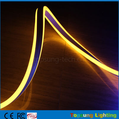 Bela tira flexível de neon LED de 110V emite lado duplo amarelo para exterior