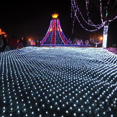 Venda a quente 240V luzes de cordas decorativas de Natal luzes de rede led à prova d'água